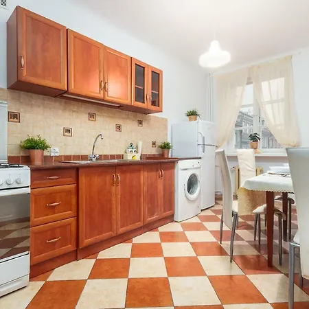 Chopin In Love Apartment